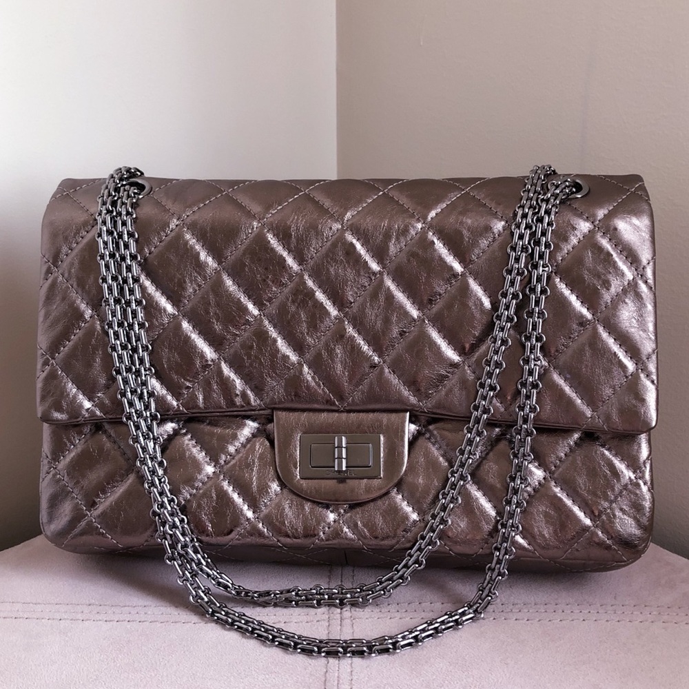 NEW CHANEL 2.55 Reissue Classic Flap Bag